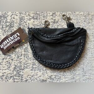 Unik Motorcycle Accessory Black Leather Belt Bag with Braid Detail.
